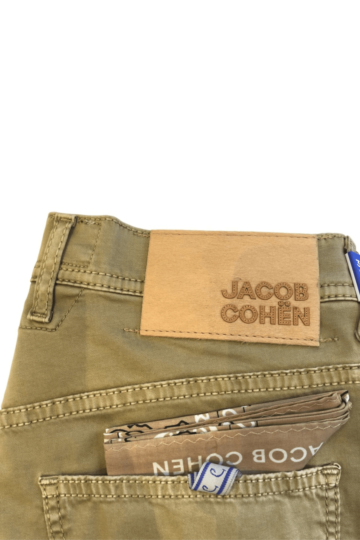 Jacob Cohën Men’s Nicolas Shorts Beige - Close Up Back Patch
