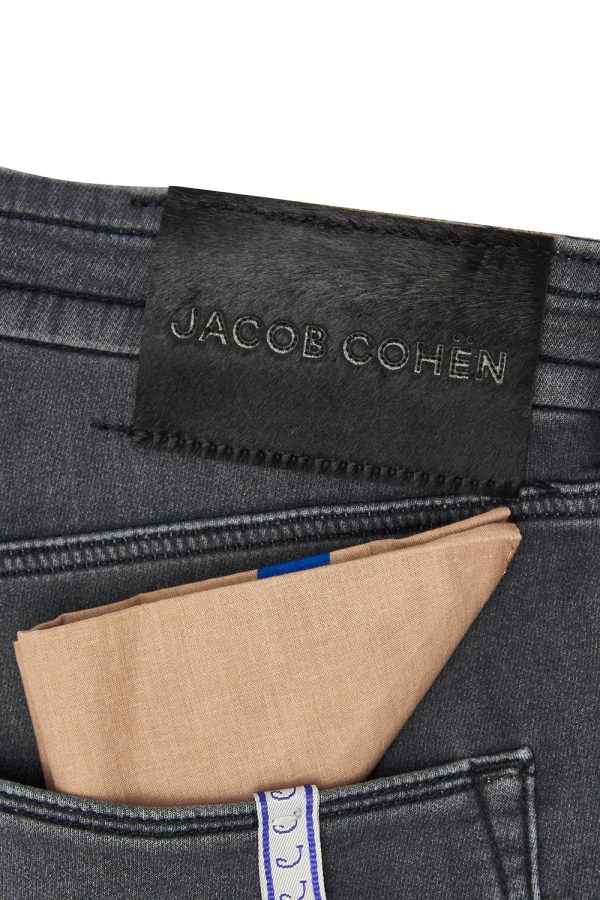 Jacob Cohën Pharrel Active Men’s Washed Denim Black - New W21 Collection